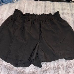Flowey high rise shorts
